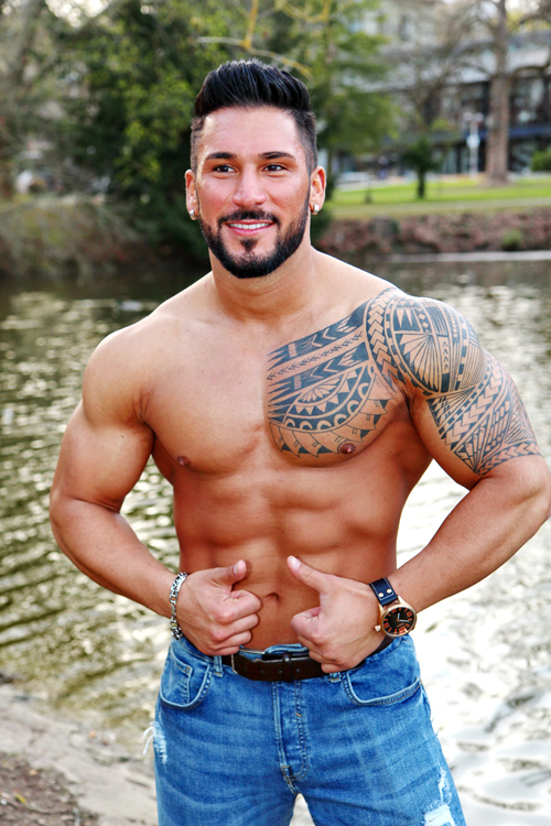 Stripper buchen -  -  Tristan buchen