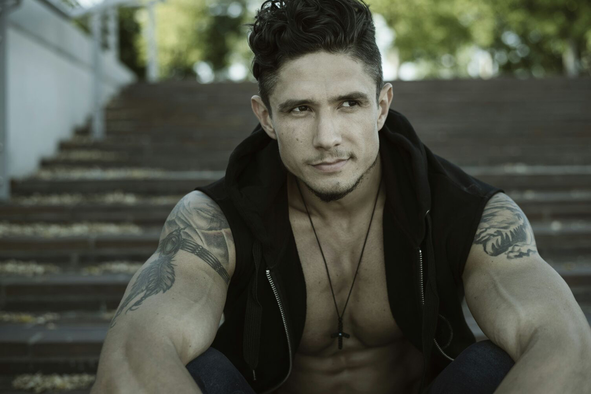 Stripper Alex Rock Hamburg buchen