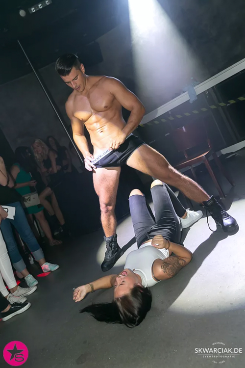Stripper buchen -  - Alessio Ferro