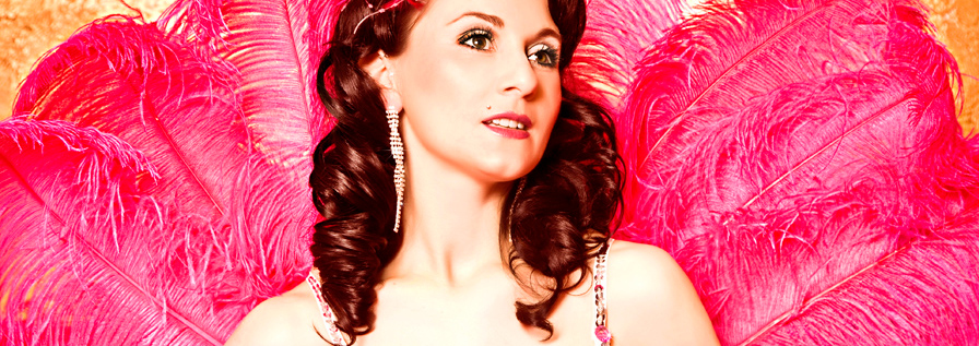Burlesque T?nzerin Emily la Rose Herne buchen