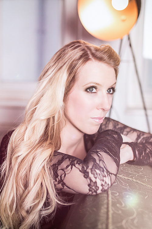 Stripper buchen -  - Sunny Lux