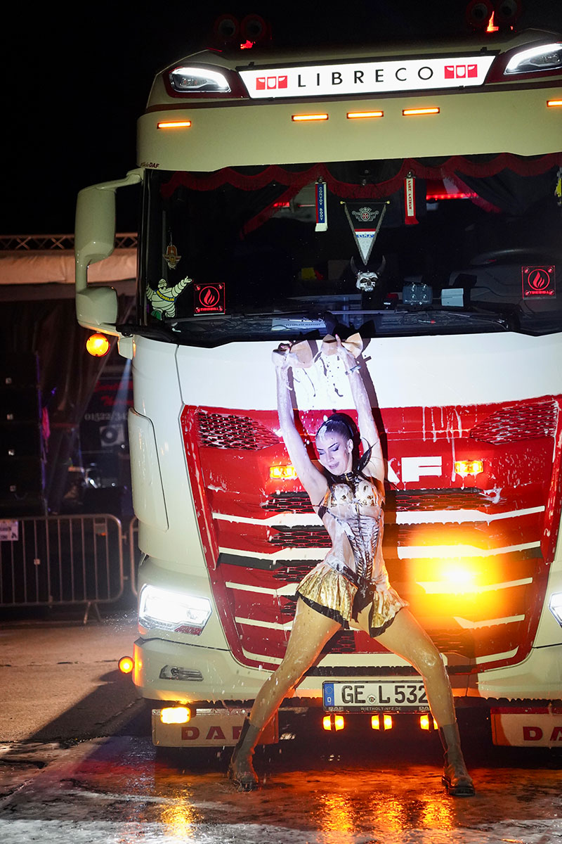 Stripper buchen -  - Kathy