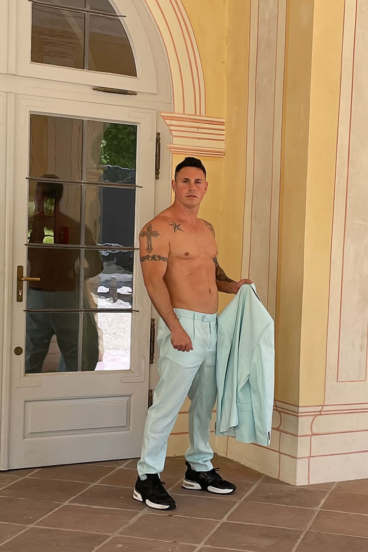 Stripper buchen -  - Arni