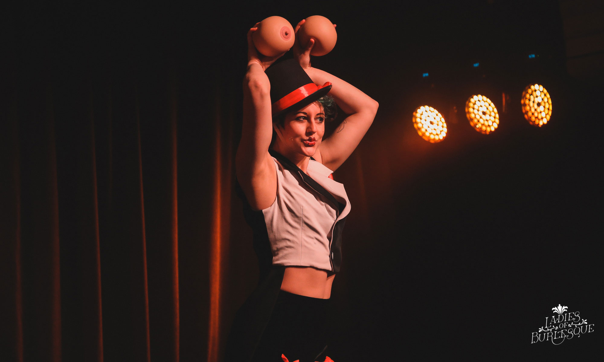 Burlesque T?nzerin Marta Paley Berlin buchen